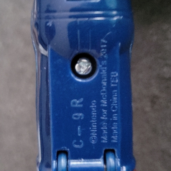 2017 McDonald's Happy Meal, Nintendo Flying Luigi, 3" Toy Figure C-9r - Picture 6 of 8